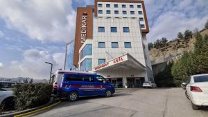 Tedavisinin ardından yeşil alanda beklerken fenalaşarak hayatını kaybetti