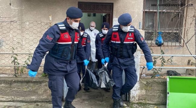 Yangında dumandan boğulan yaşlı kadın hayatını kaybetti