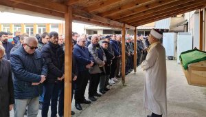 Depremde hayatını kaybeden öğretmen Karabük'te defnedildi