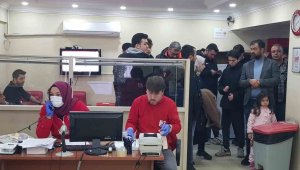 Karabük'te deprem bölgeleri için kan bağışı yoğunluğu yaşanıyor