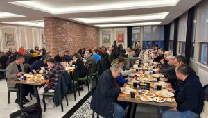 Başkan Köse gazetecilerle iftar yaptı