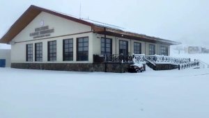 Karabük'te kar yağışı yeniden yüzünü gösterdi