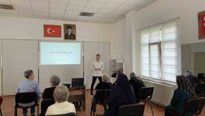 Aktif Yaş Alma Merkezinde Parkinson Semineri