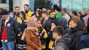 Kalp krizinden ölen 112 başhekimi gözyaşlarıyla son yolculuğuna uğurlandı