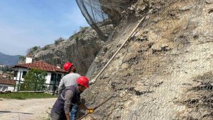 Safranbolu'da kayalıklarda önlem alındı