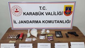 Jandarma uyuşturucu tacirlerine göz açtırmadı