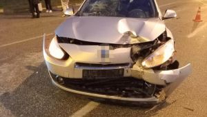 Karabük'te minibüs ile otomobil çarpıştı: 2 yaralı