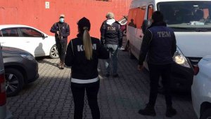 Karabük'te DEAŞ ve PKK operasyonunda 3 kişi yakalandı