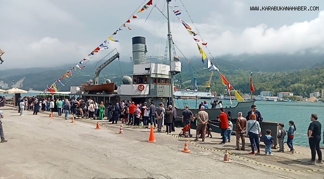 Nusret Mayın Gemisi Kastamonu'da kapılarını vatandaşlar için açtı