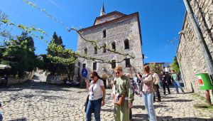 Rus turistler Safranbolu'yu gezdi