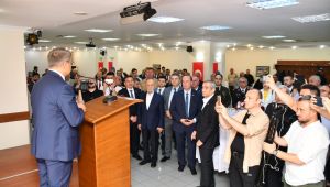 Karabük'te kent protokolü bayramlaştı