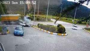 Karabük'teki ölümlü kaza anı kameraya yansıdı
