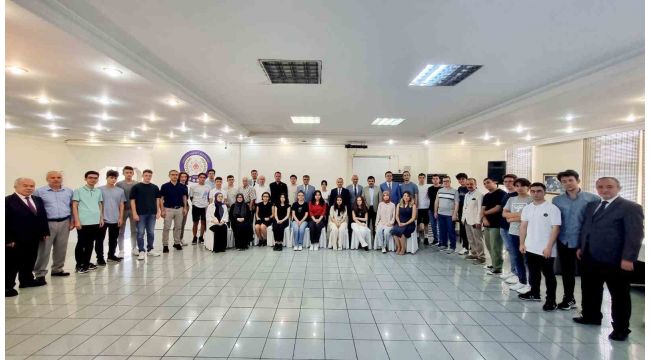 Vali Gürel, YKS ve LGS şampiyonları ile görüştü