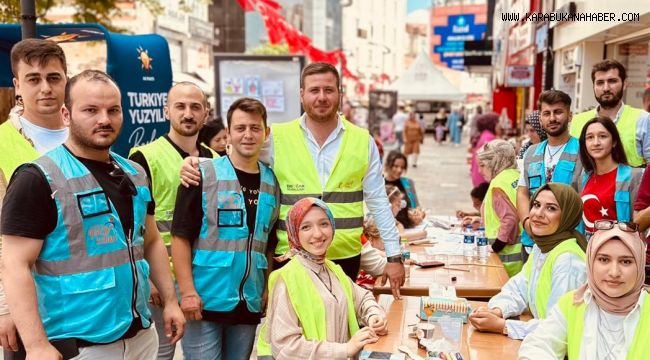 AK Parti milletiyle büyüyor, gençliği ile yürüyor