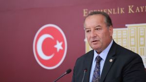 Akay 30 Ağustos Zafer Bayramı'nı kutladı