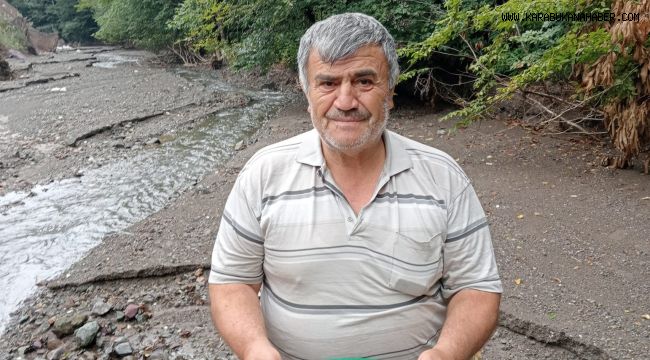 Dere yatağında altın arıyorlar