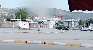 Karabük'te oluşan toz hortumu kameraya yansıdı