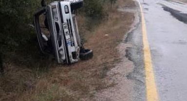 Karabük'te otomobil şarampole devrildi: 5 yaralı