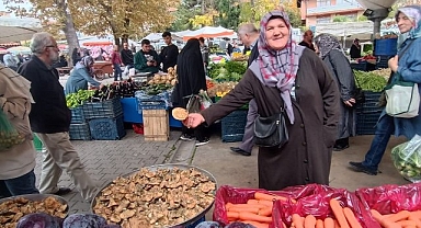 Kanlıca mantarı 200 liradan tezgahtaki yerini aldı