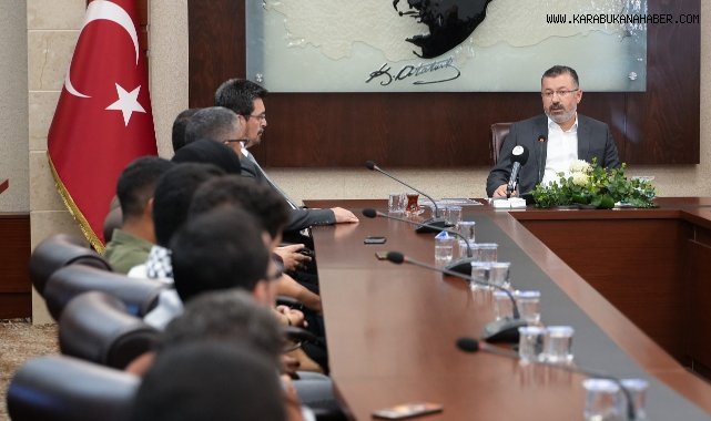 KBÜ Rektörü Kırışık, Filistinli öğrenciler ve akademisyenlerle bir araya geldi