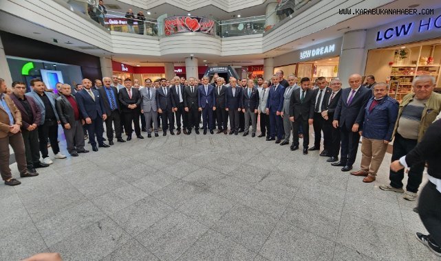 Özçelik İş Sendikası'ndan '8 Kasım' sergisi