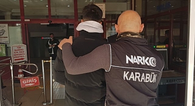 Uyuşturucu operasyonlarında 4 şüpheli gözaltına alındı