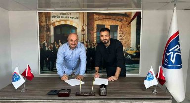 Karabük İdman Yurdu'nda ilk devre arası takviyesi sol beke