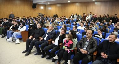 Turizm öğrencilerine
