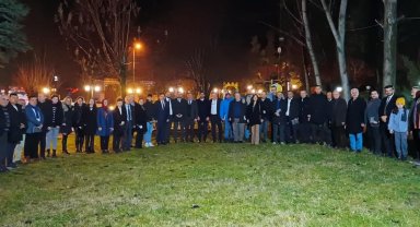 AK Parti teşkilatı gazetecilerle buluştu