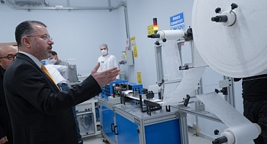 KBÜ'de maske üretmek üzere Model Fabrika Laboratuvarı açıldı