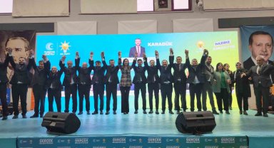 AK Parti'nin aday tanıtım toplantısı yoğun katılımla gerçekleşti