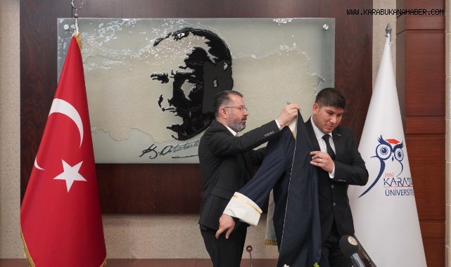 Görevde yükselen akademisyenlere belgeleri verildi