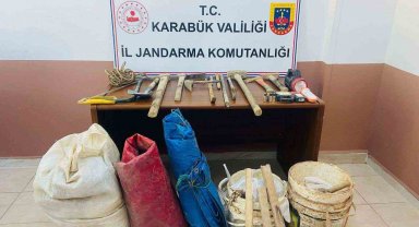 Kaçak kazı yaparken suçüstü yakalandılar