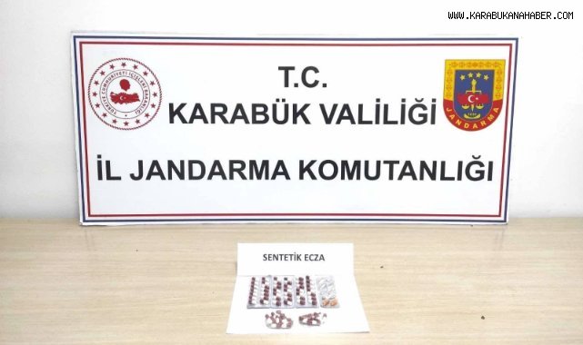 Şahısların üzerinde sentetik hap ele geçirildi
