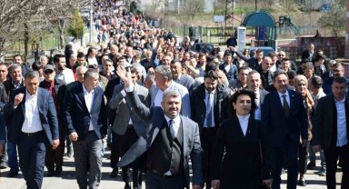 Yenice Karakaş'ı başkan gibi ağırlıyor