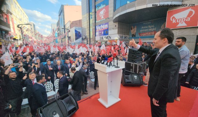 Yeniden Refah Partisi Genel Başkanı Erbakan: