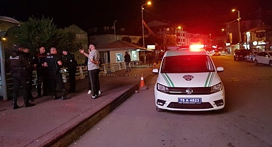 Karabük'te bıçaklı kavga: 3 yaralı