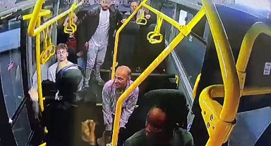 Minibüste fenalaşan yolcusunu hastaneye yetiştirdi