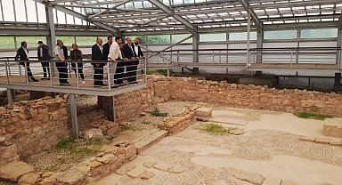 Hadrianopolis'teki bin 600 yıllık Roma Hamamı cam teras ile korunuyor