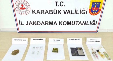 Jandarrmadan uyuşturucu operasyonu