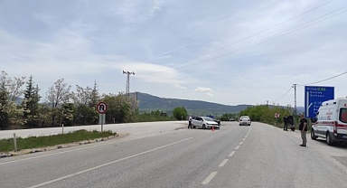 Karabük'te iki otomobil çarpıştı: 3 yaralı