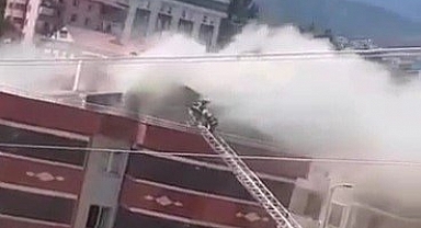 Çatı katında çıkan yangın söndürüldü