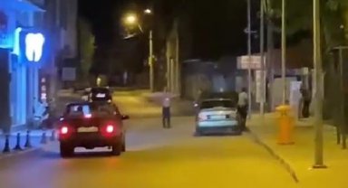 İki grup arasındaki kavgayı bekçi uyarı ateşi açarak ayırdı