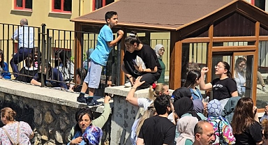 LGS'nin ilk oturumu sona erdi, okul bahçesi açık görüşü andırdı