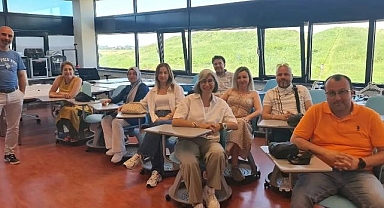 Safranbolulu öğretmenler Hollanda'da eğitim aldı