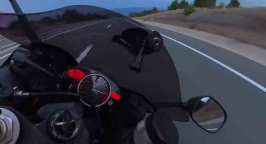 Hem tek teker üzerinde yolculuk yapıp hem de 286 km hız yaptı