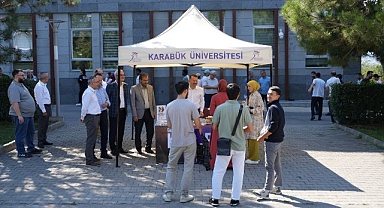 Rektör Kırışık öğrencileri karşıladı