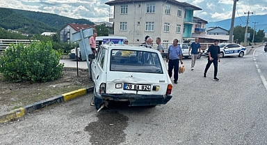 Safranbolu'da iki otomobil çarpıştı: 4 yaralı