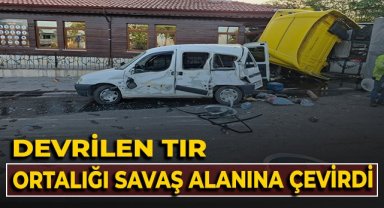 Devrilen tır ortalığı savaş alanına çevirdi: 1 yaralı